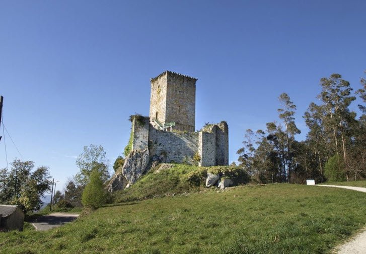 Castelo dos Andrade, Spain